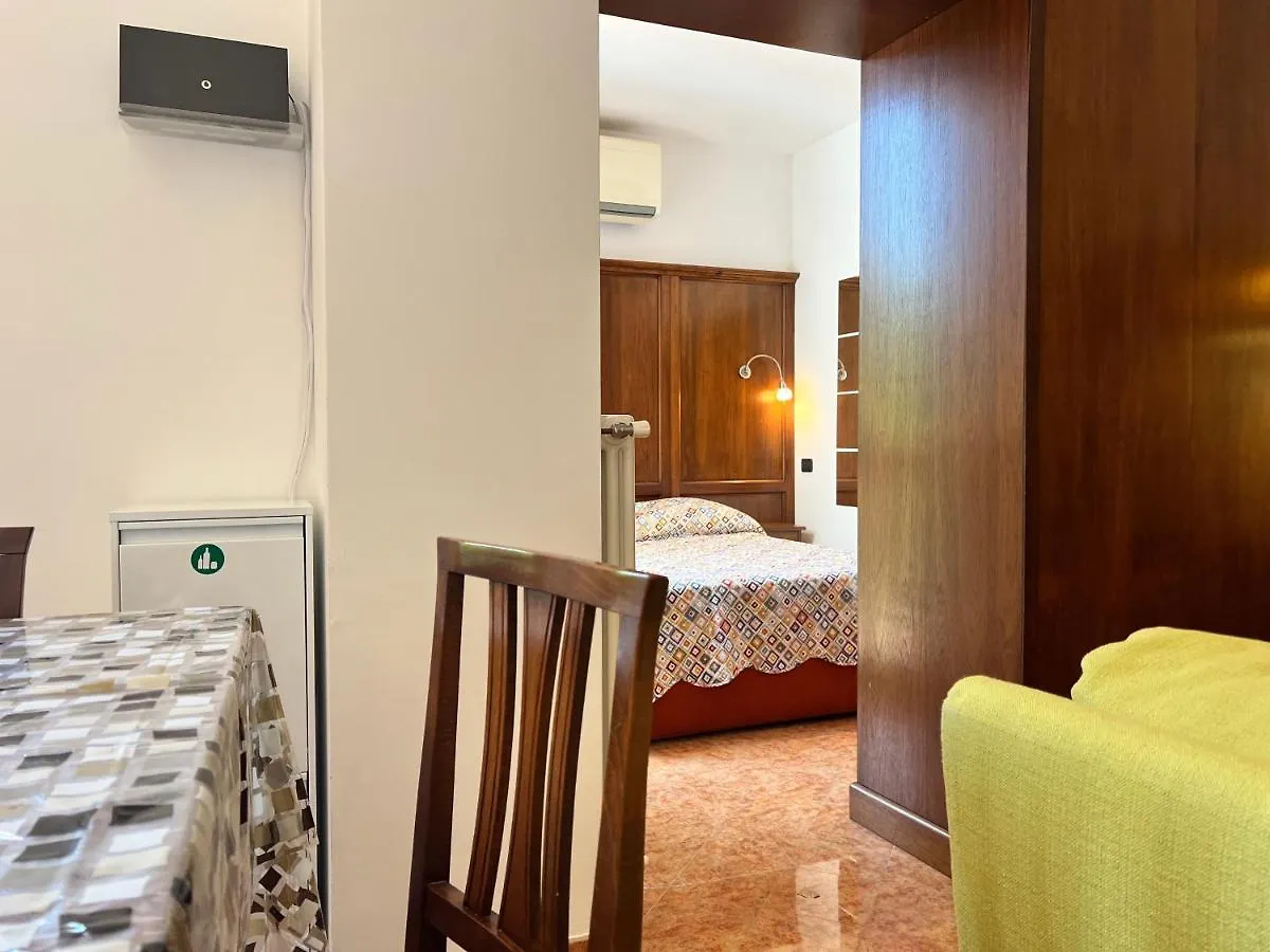 Provenzano Studios Siena Apartment